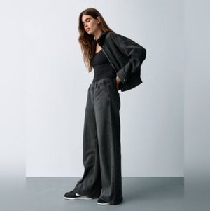 NWT Gap Heavyweight French Terry Bomber Jacket black wash Large